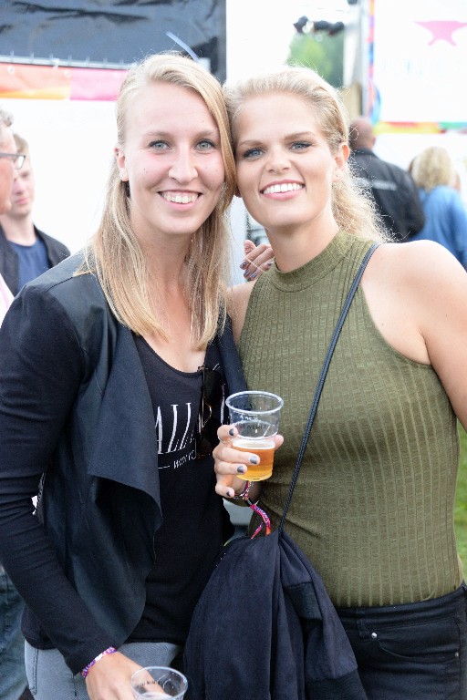 ../Images/Vrijdag Loungefest 2017 087.jpg